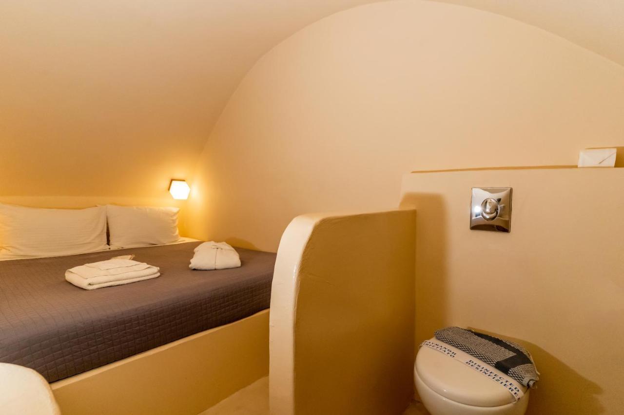 Alma Libre Suites Fira  Zewnętrze zdjęcie